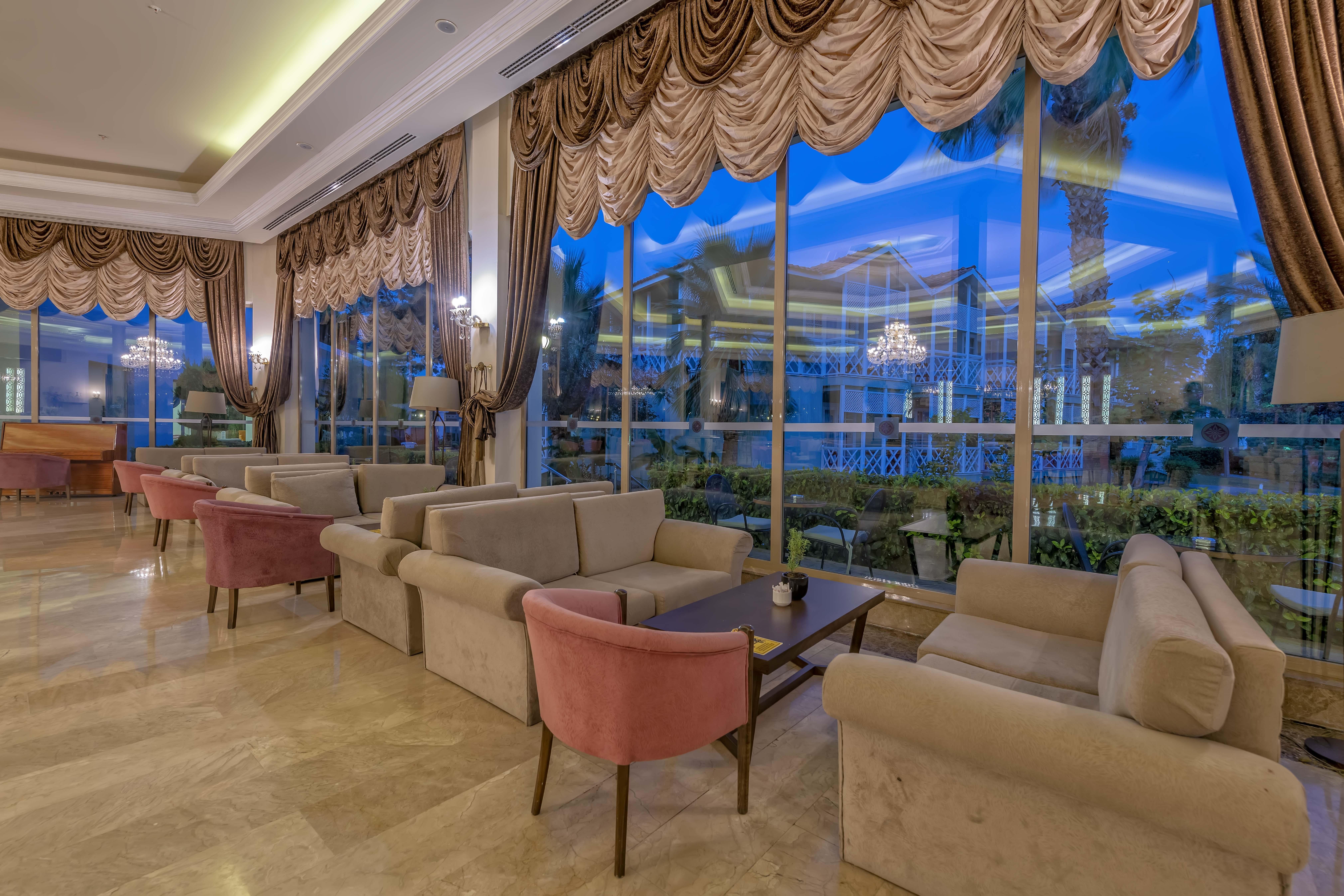 Euphoria Palm Beach Resort Кизилагач Экстерьер фото