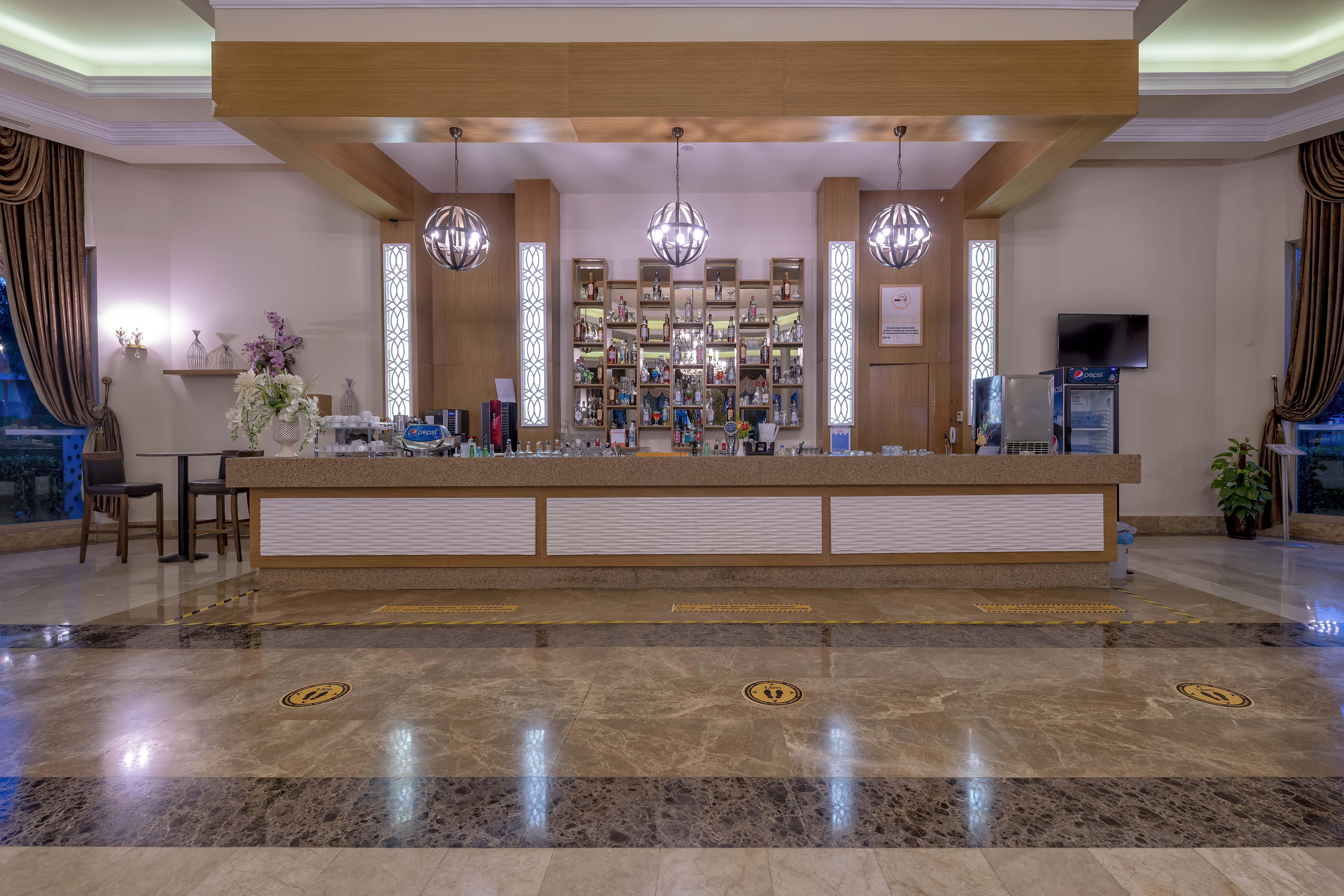 Euphoria Palm Beach Resort Кизилагач Экстерьер фото
